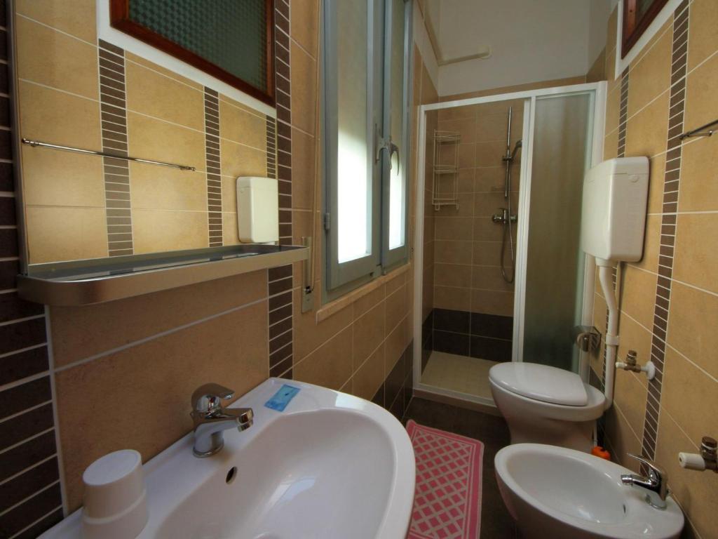 Villa Lauda B&B Римини Номер фото